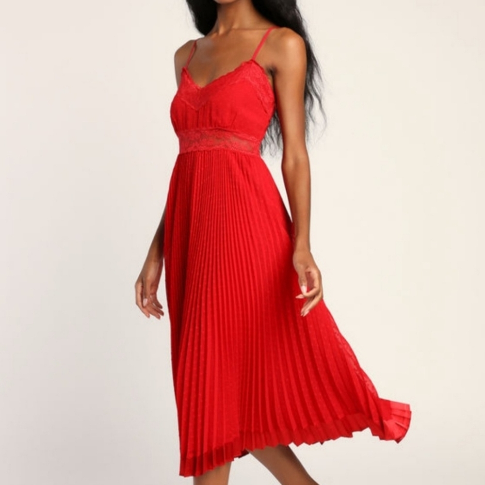 NWT Lulus Dot Your Love Lace Pleated Midi Dress in Red Size Small